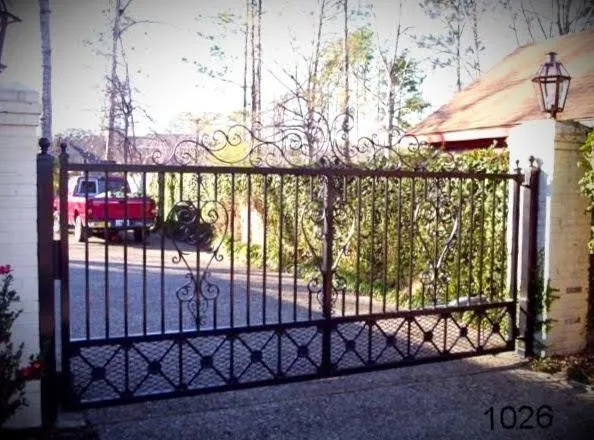 Gate 1026